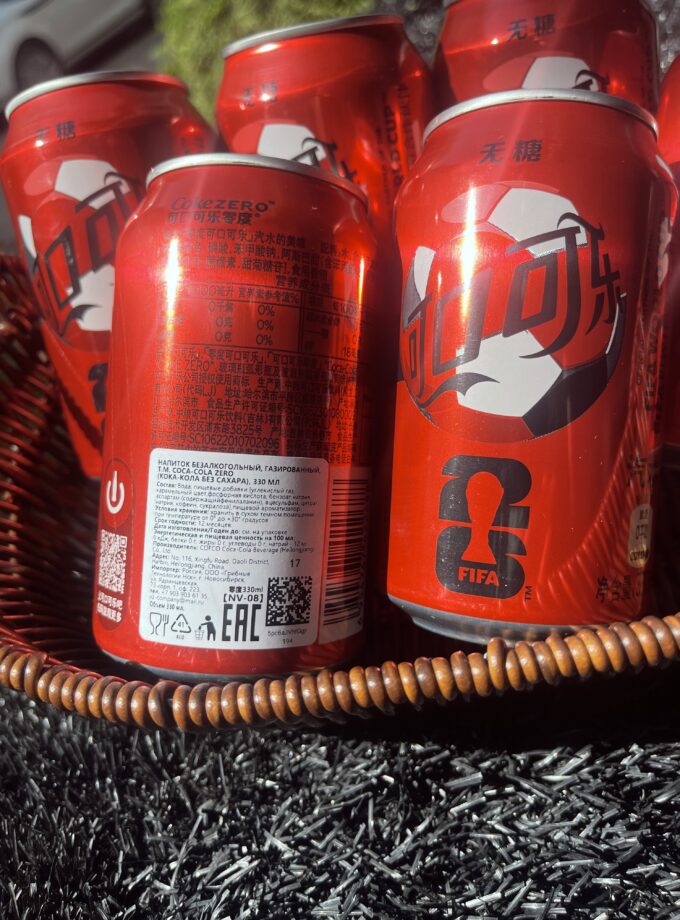 Напиток COCA COLA Original (Китай) 0,33 ж/б Кока-кола